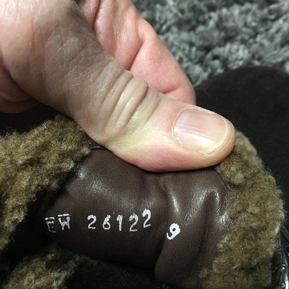 Stuart Weitzman suede fur lined shoes with buckle - Picture 9 of 9